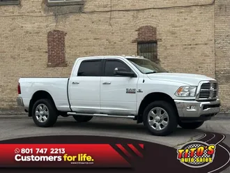 2017 Ram 3500 Crew Cab photo 2