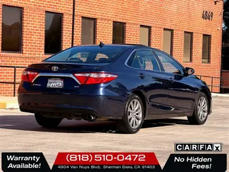 2016 Toyota Camry XLE photo 7
