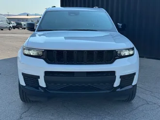 2023 Jeep Grand Cherokee L photo 2