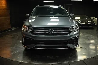 2022 VOLKSWAGEN TIGUAN photo 3