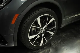 2022 VOLKSWAGEN TIGUAN photo 4
