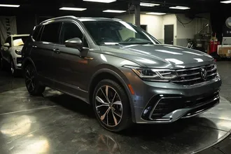 2022 VOLKSWAGEN TIGUAN photo 5