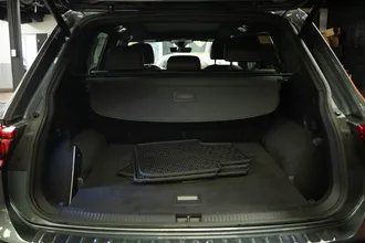 2022 VOLKSWAGEN TIGUAN photo 7