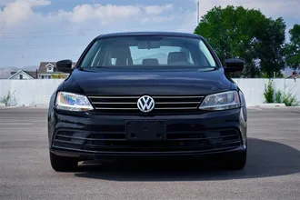 2016 VOLKSWAGEN JETTA photo 2