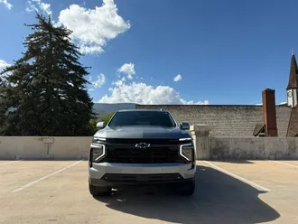 2026 Chevrolet Suburban photo 5