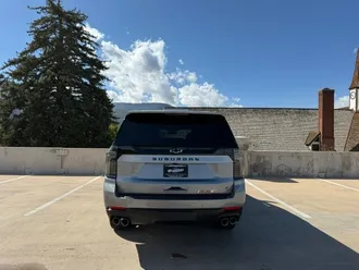 2026 Chevrolet Suburban photo 7