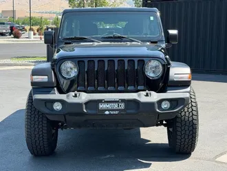 2019 Jeep Wrangler photo 2