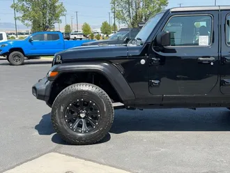 2019 Jeep Wrangler photo 7