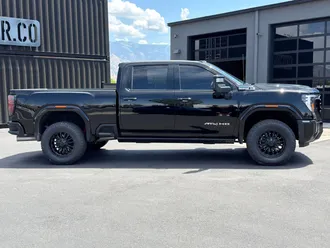 2025 GMC Sierra 3500HD photo 3