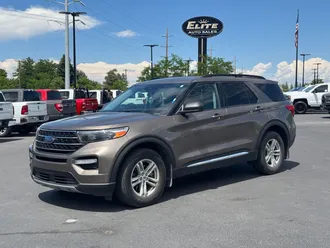 2021 Ford Explorer photo 3