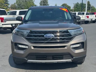 2021 Ford Explorer photo 2