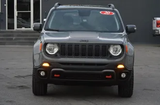 2020 Jeep Renegade photo 2