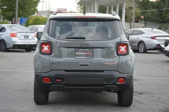 2020 Jeep Renegade photo 5