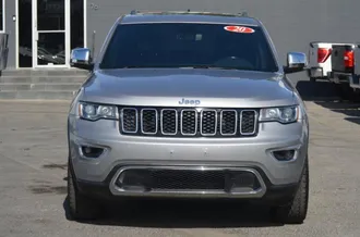 2020 Jeep Grand Cherokee photo 2