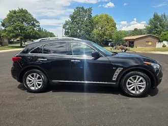 2014 Infiniti QX70 photo 5