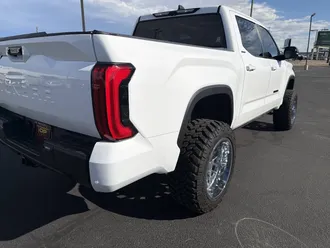 2024 Toyota Tundra photo 3