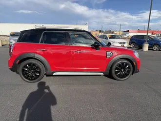 2019 MINI Countryman photo 2
