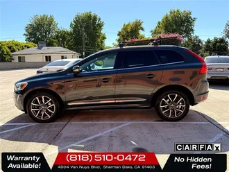 2016 Volvo XC60 T6 Drive-E photo 4