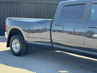 2025 Ram 3500 photo 4