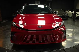 2025 TOYOTA CAMRY photo 3