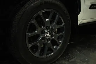 2024 TOYOTA TUNDRA photo 3