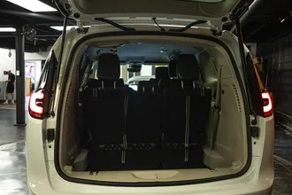 2024 CHRYSLER PACIFICA photo 7