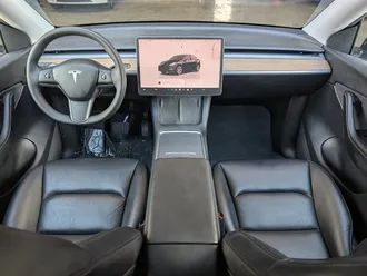 2022 Tesla Model Y Long Range photo 3