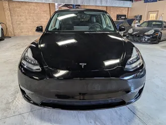2022 Tesla Model Y Long Range photo 6