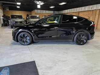 2022 Tesla Model Y Long Range photo 7