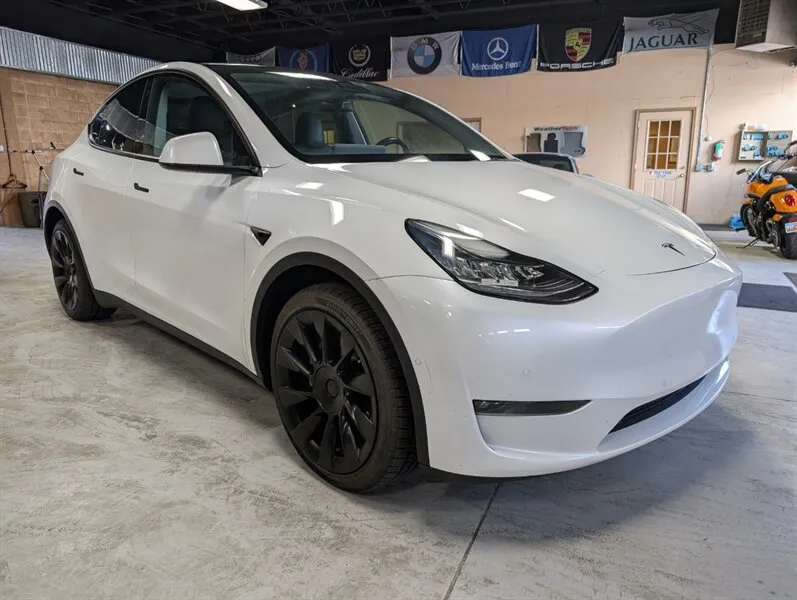 2022 Tesla Model Y Long Range Long Range