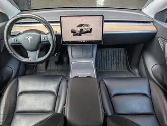 2022 Tesla Model Y Long Range photo 3