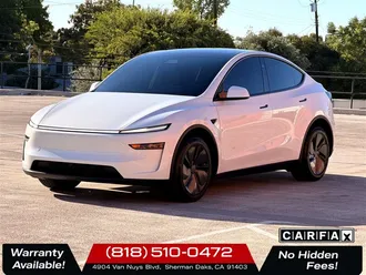 2026 Tesla Model Y Premium photo 3
