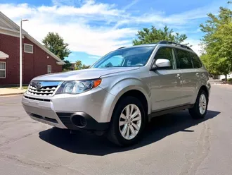 2013 Subaru Forester photo 2