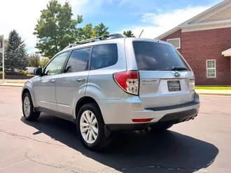 2013 Subaru Forester photo 3
