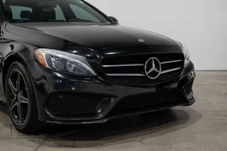 2018 Mercedes-Benz C-Class photo 3