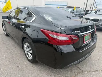 2018 Nissan Altima photo 4