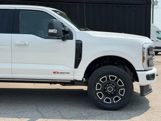 2026 Ford F-350SD photo 4