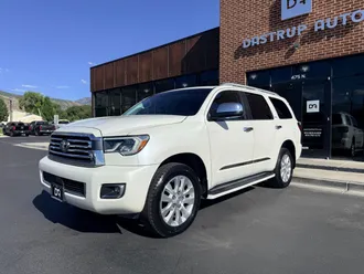 2018 Toyota Sequoia photo 3