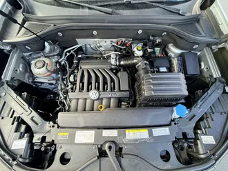 2021 Volkswagen Atlas photo 3