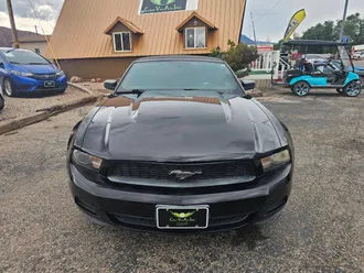 2010 Ford Mustang photo 2