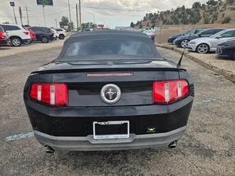 2010 Ford Mustang photo 6