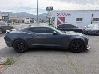 2020 Chevrolet Camaro photo 6