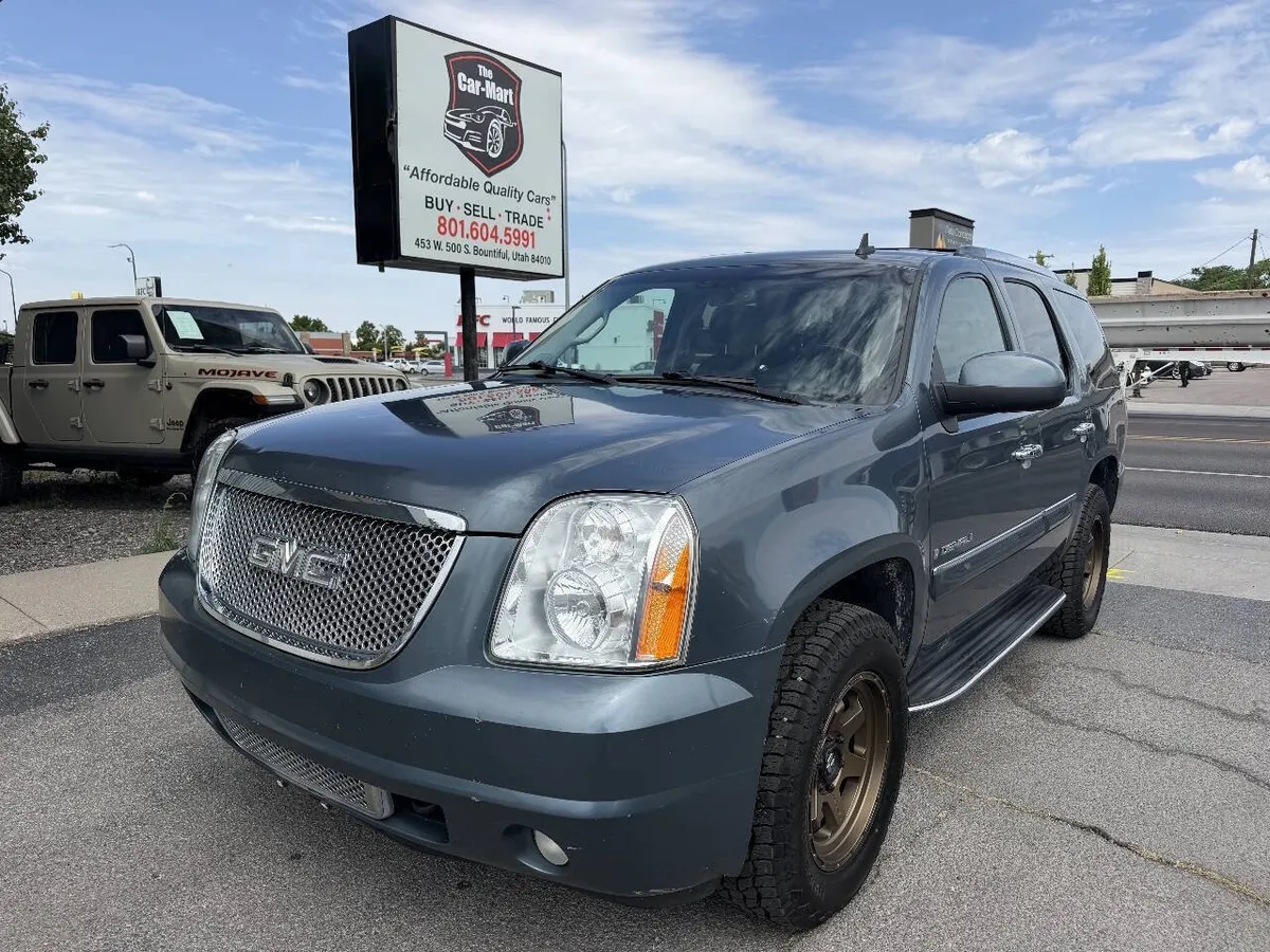 2008 GMC Yukon Denali AWD 4dr SUV