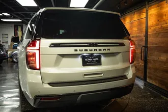 2021 CHEVROLET SUBURBAN photo 6