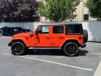 2023 Jeep Wrangler Sahara 4xe photo 4