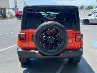 2023 Jeep Wrangler Sahara 4xe photo 6
