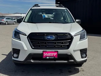 2023 Subaru Forester photo 2