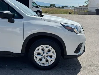 2023 Subaru Forester photo 3