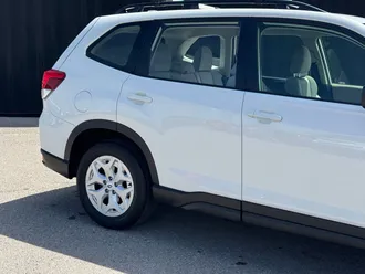 2023 Subaru Forester photo 4