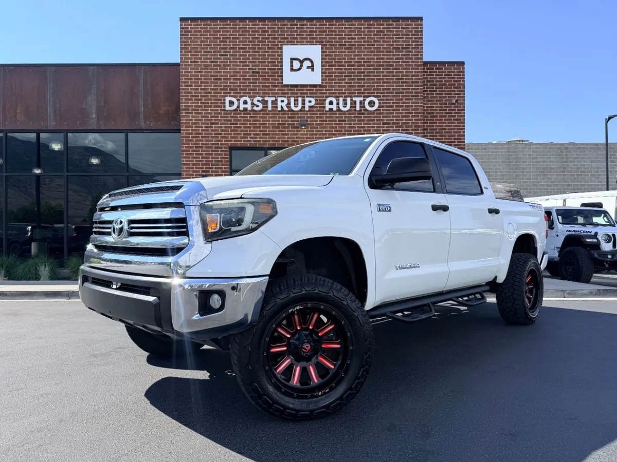 2016 Toyota Tundra SR5 5.7L V8